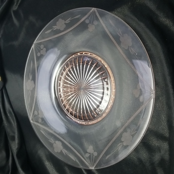 Cambridge Elegant Pink Etched Cracker Plate - Picture 10 of 12